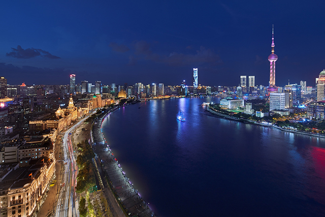 打造都会夜景，灯灼烁化助力建设美丽中国